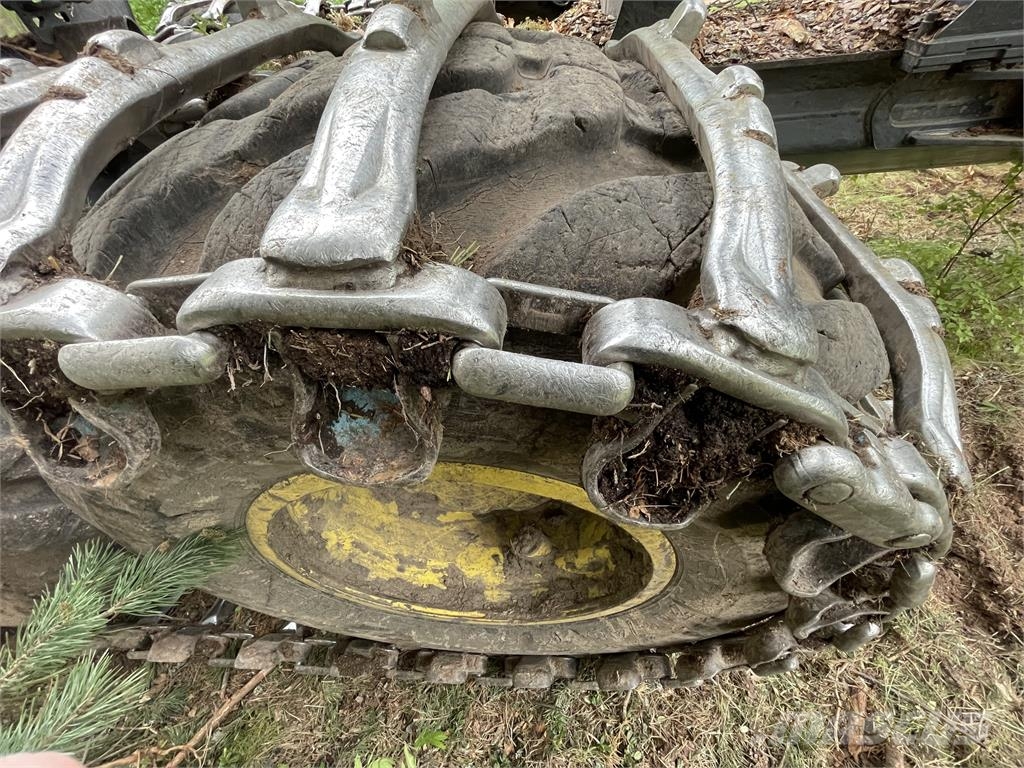 John Deere 1510G Lesné traktory