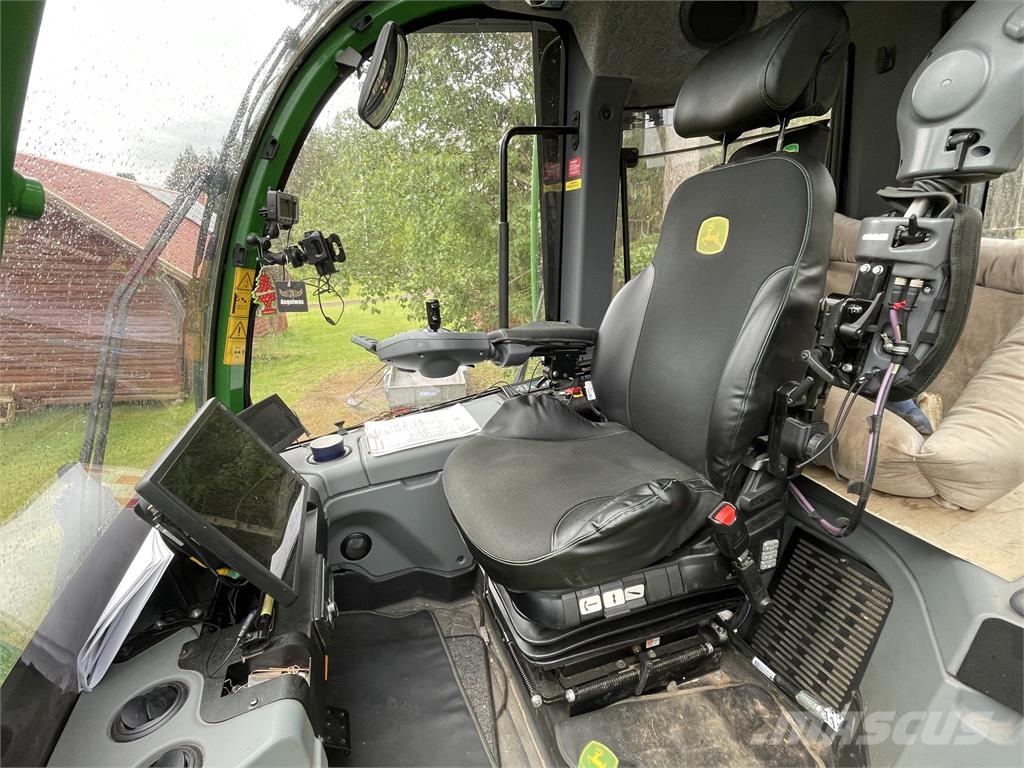 John Deere 1510G Lesné traktory