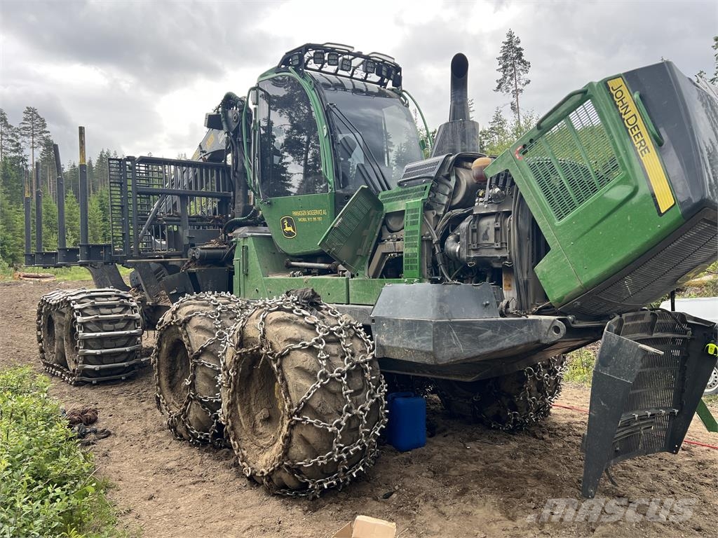 John Deere 1510G Forwarder