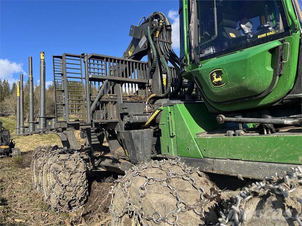 John Deere 1510G Forwarder