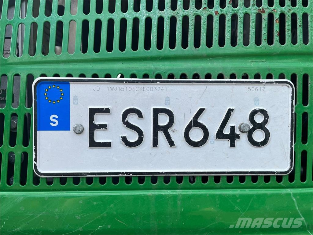 John Deere 1510E Lesné traktory