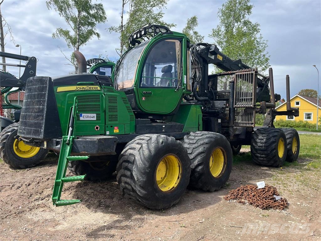 John Deere 1510E Lesné traktory