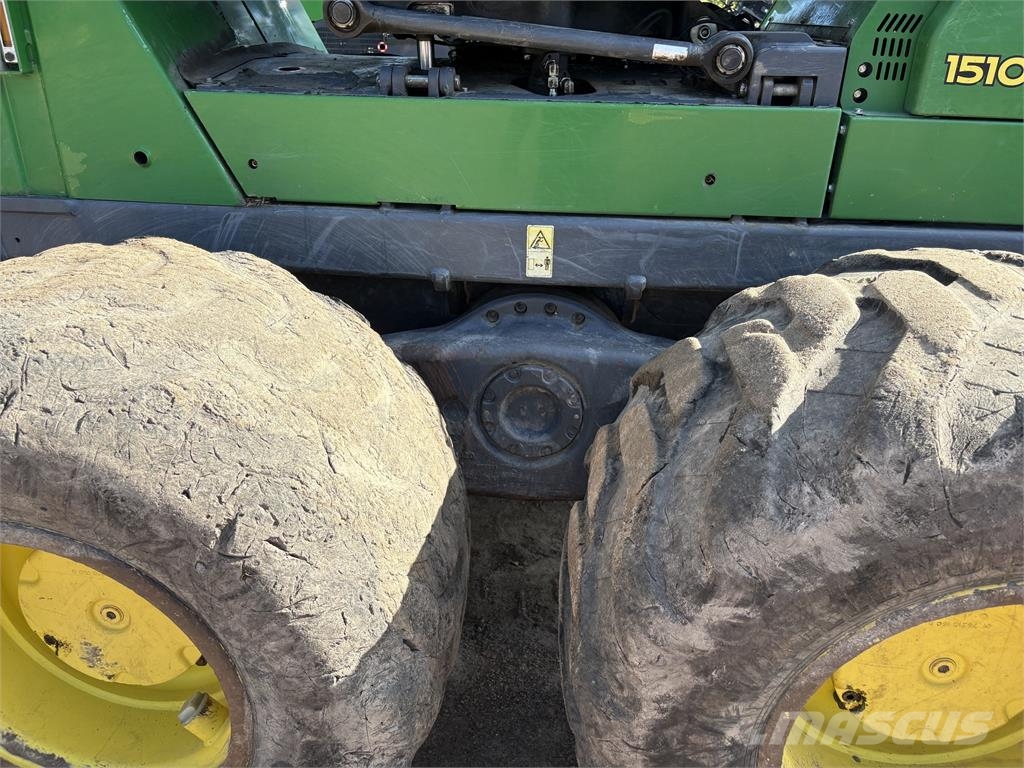 John Deere 1510G Lesné traktory