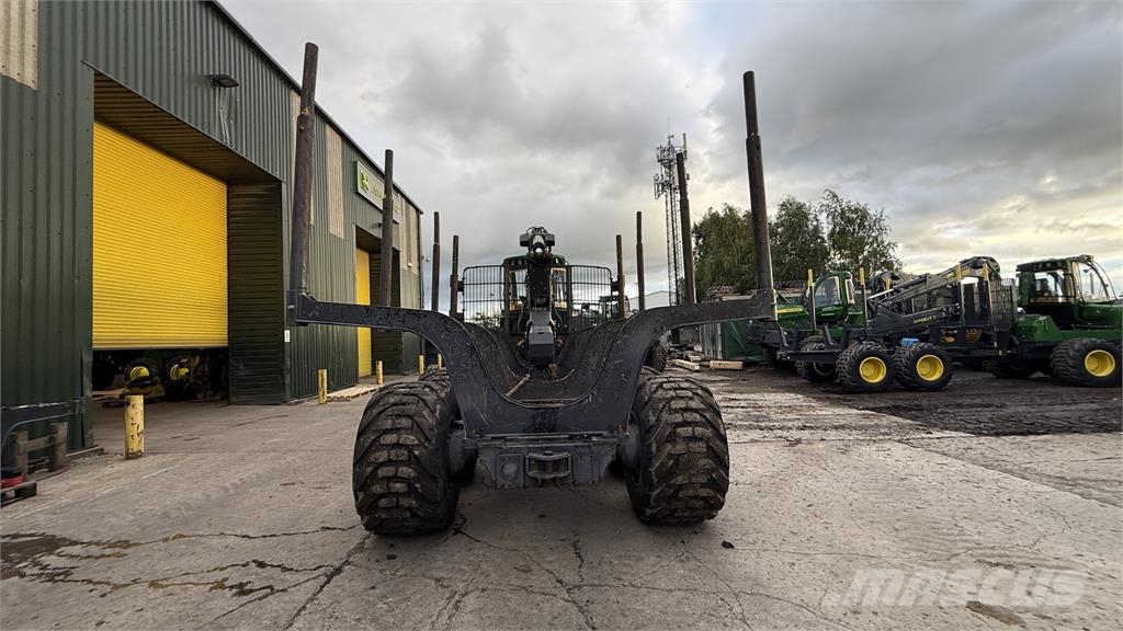 John Deere 1510G Forwarder