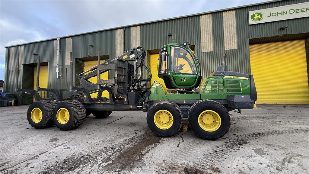 John Deere 1510G Forwarder
