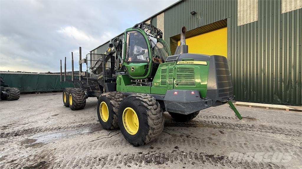 John Deere 1510G Forwarder