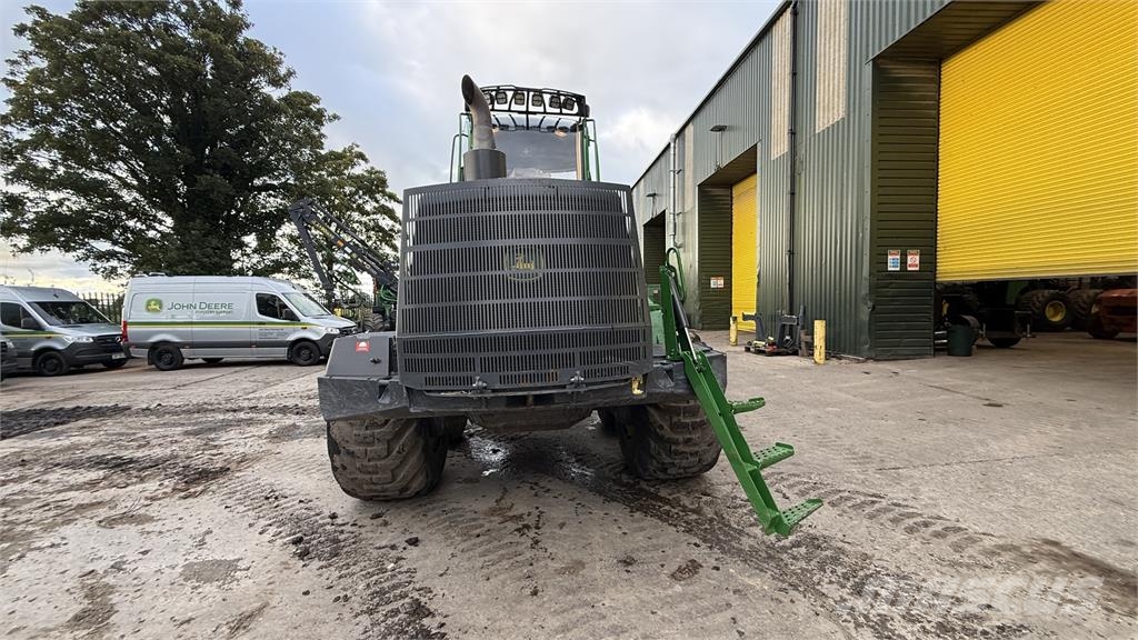 John Deere 1510G Forwarder