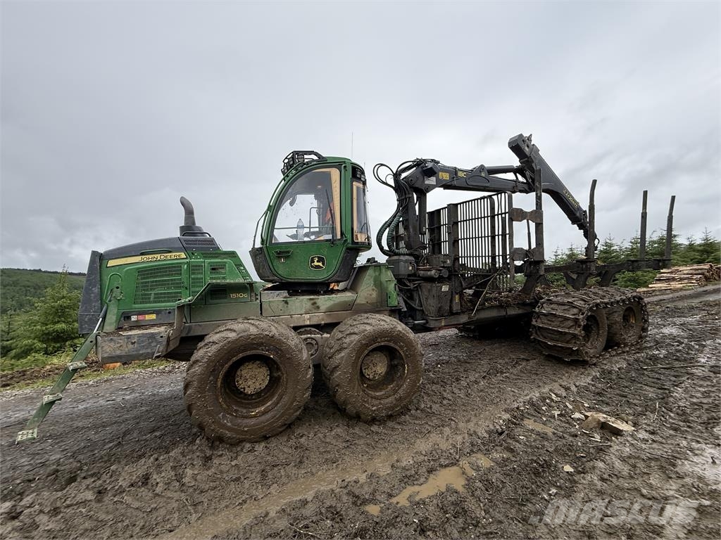 John Deere 1510G Forwarder