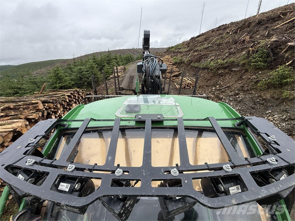 John Deere 1510G Forwarder