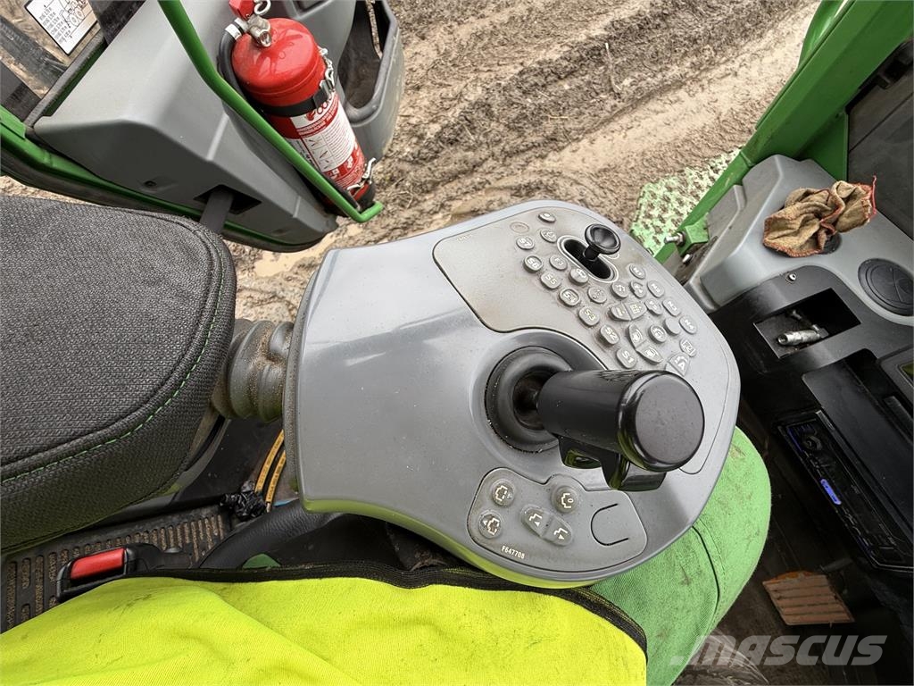 John Deere 1510G Forwarder