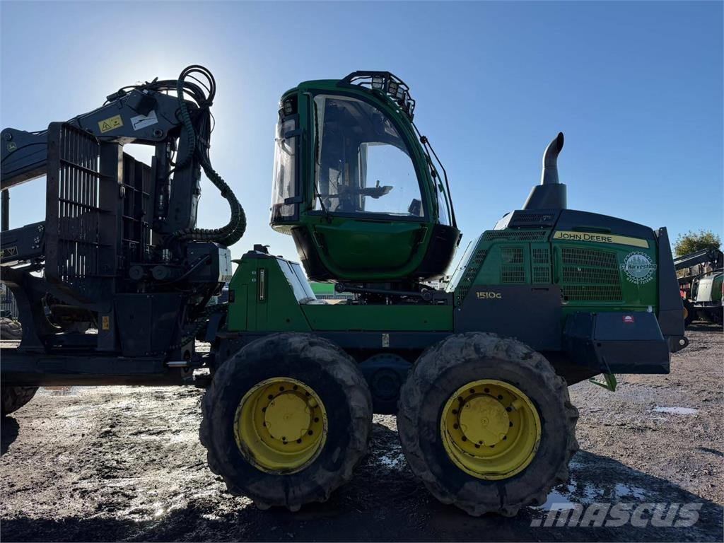 John Deere 1510G 원목 포워더