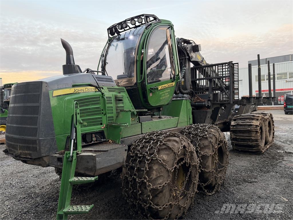 John Deere 1510G Lassbærere