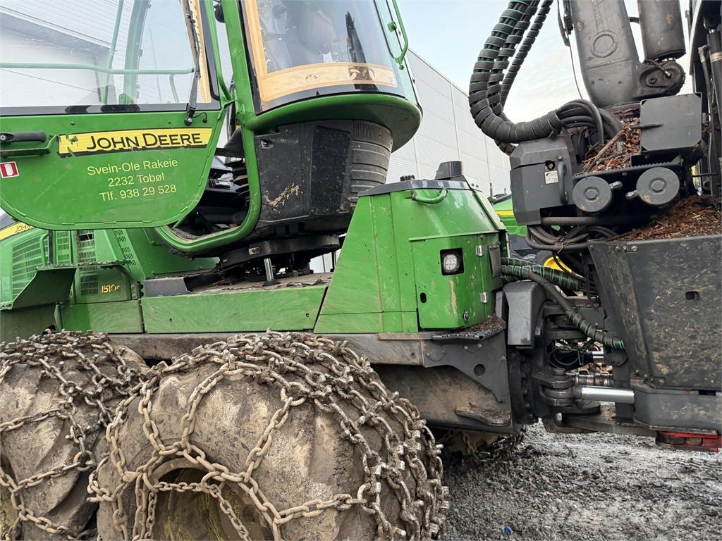 John Deere 1510G Lassbærere