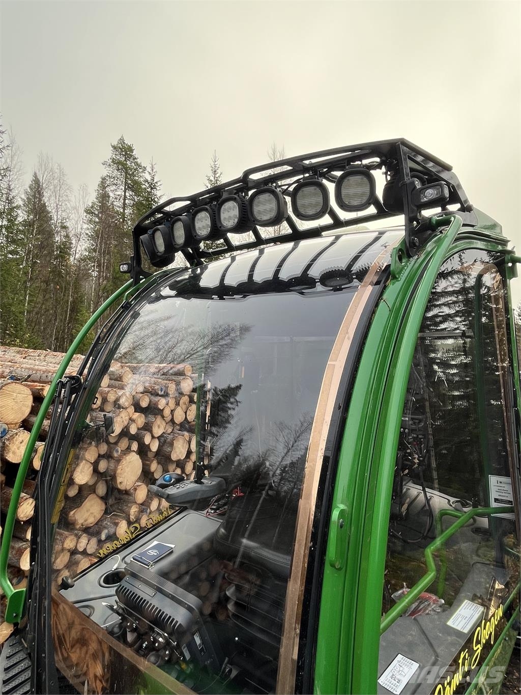 John Deere 1510G Forwarder