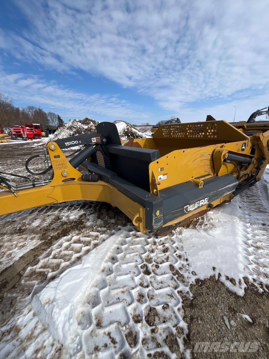John Deere 1510D Traktoriai