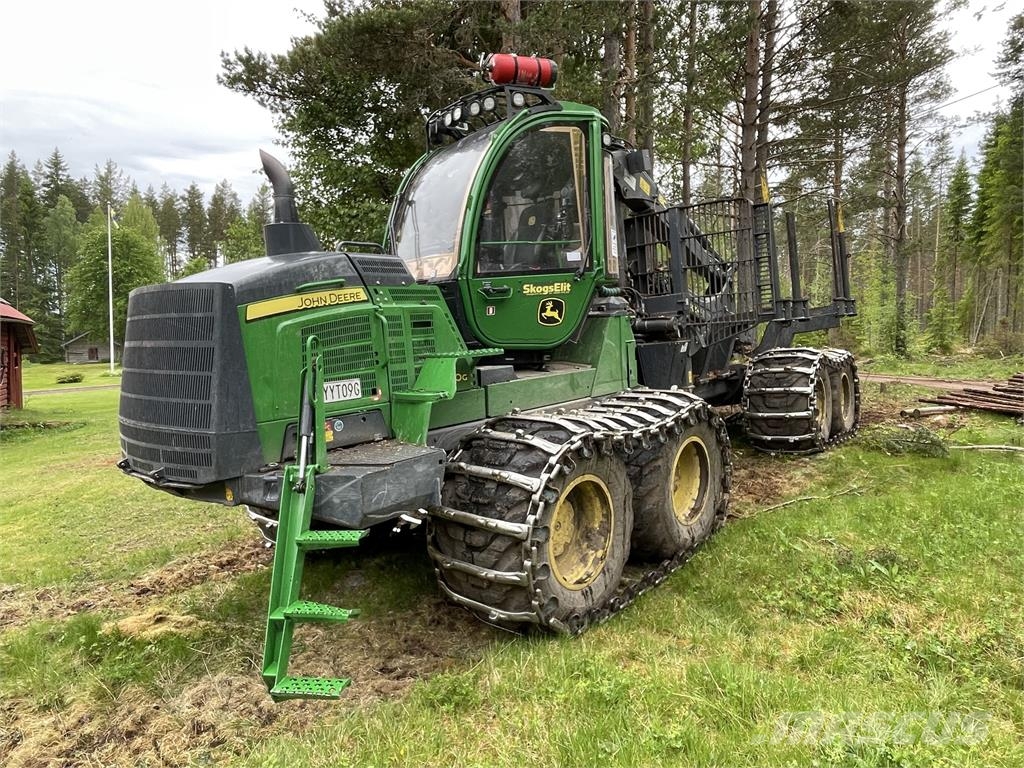 John Deere 1510G Lesné traktory