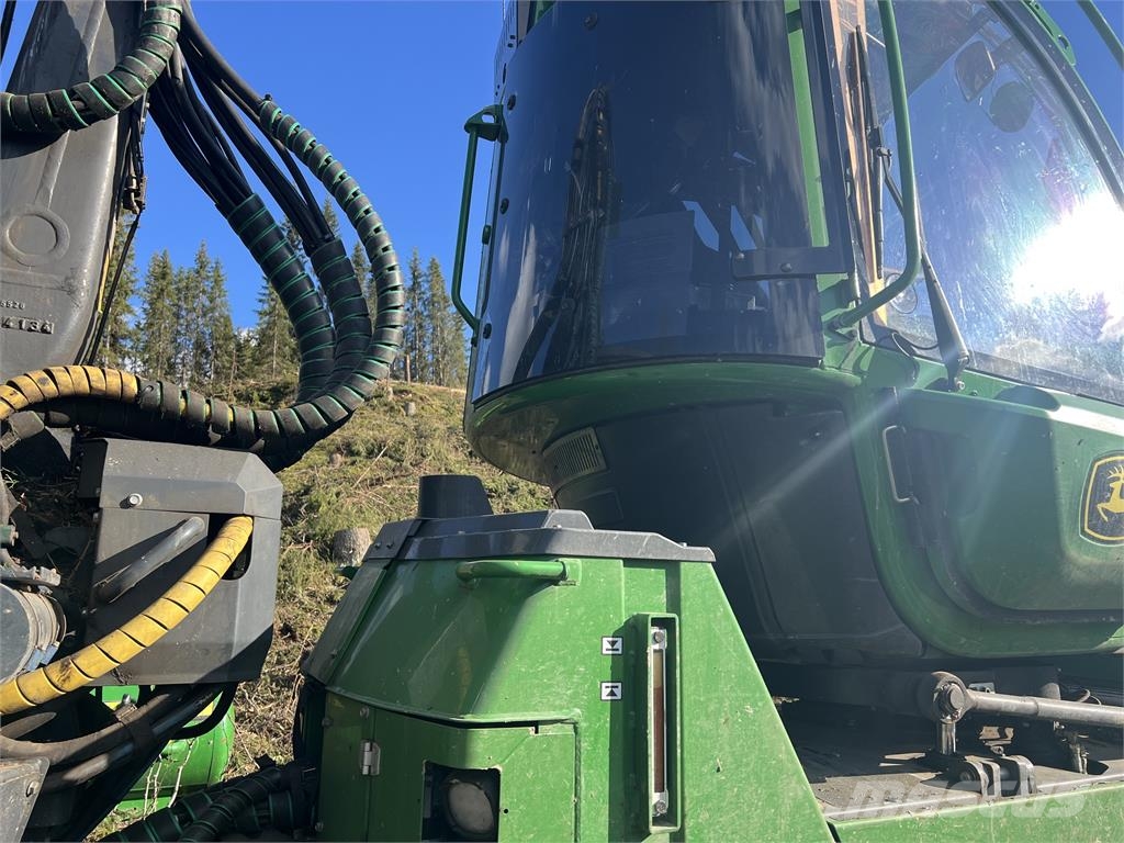 John Deere 1510G Forwarder