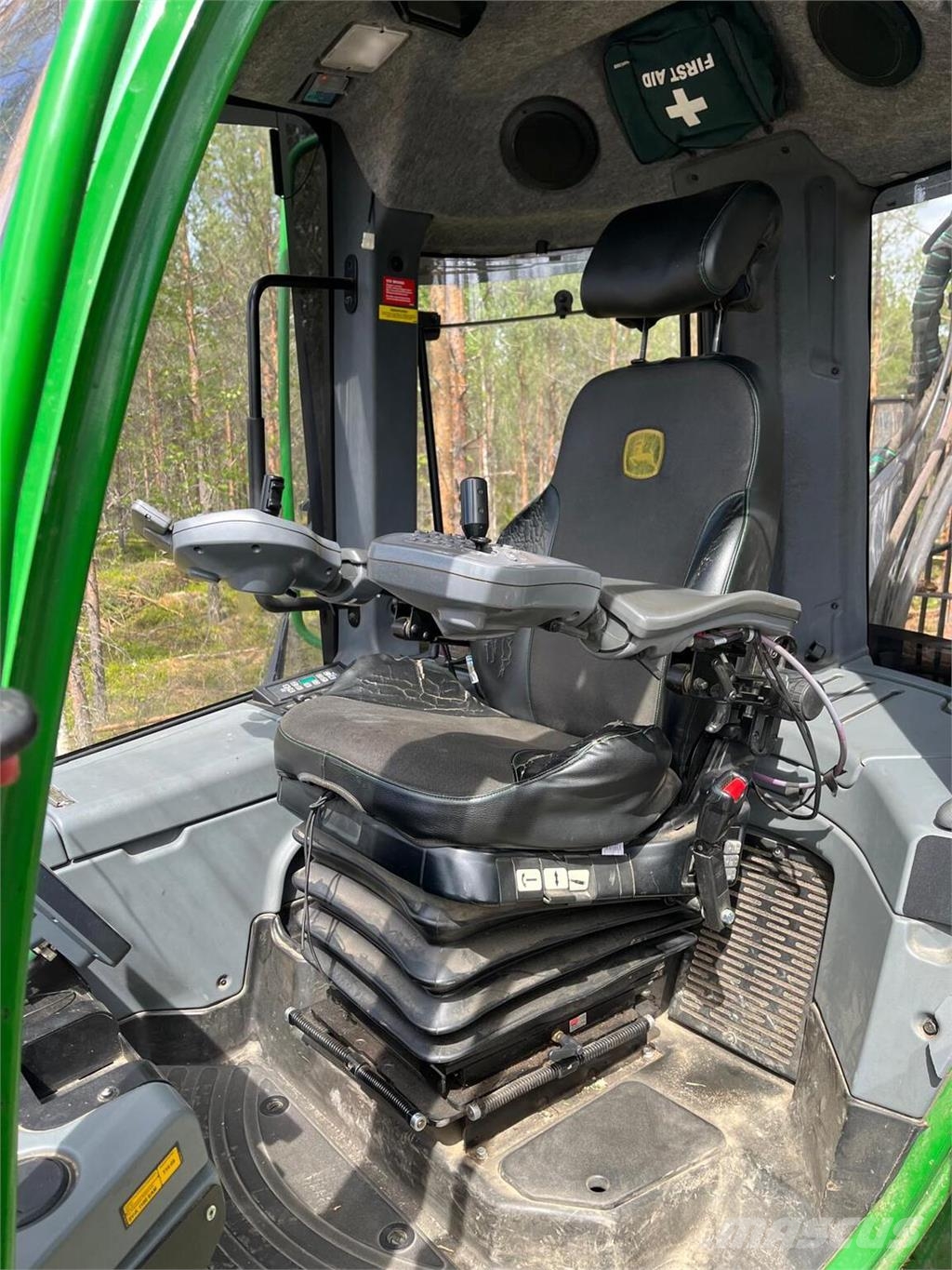 John Deere 1510G Kuormatraktorit