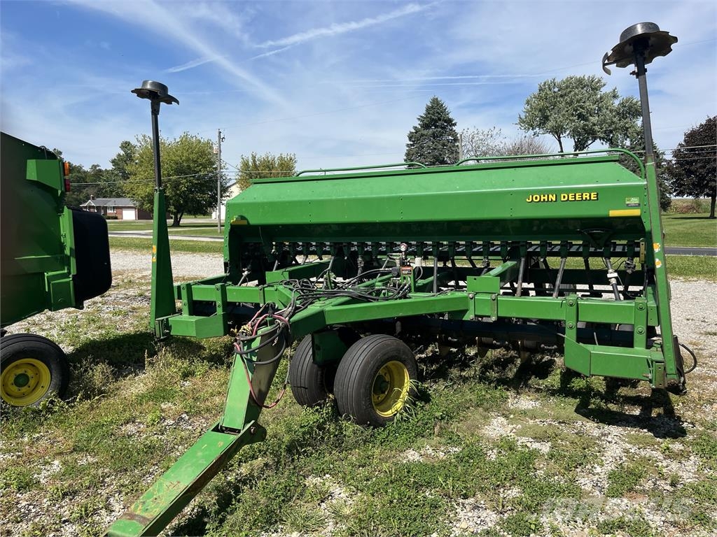 John Deere 1560 鑽頭