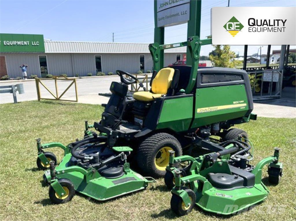 John Deere 1600 Самоходные газонокосилки