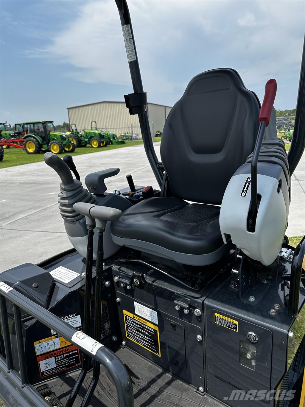 John Deere 17 P Мини-экскаваторы
