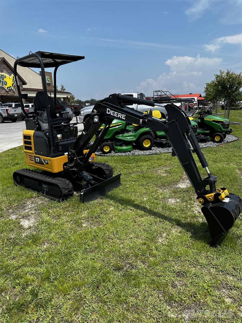 John Deere 17 P Мини-экскаваторы