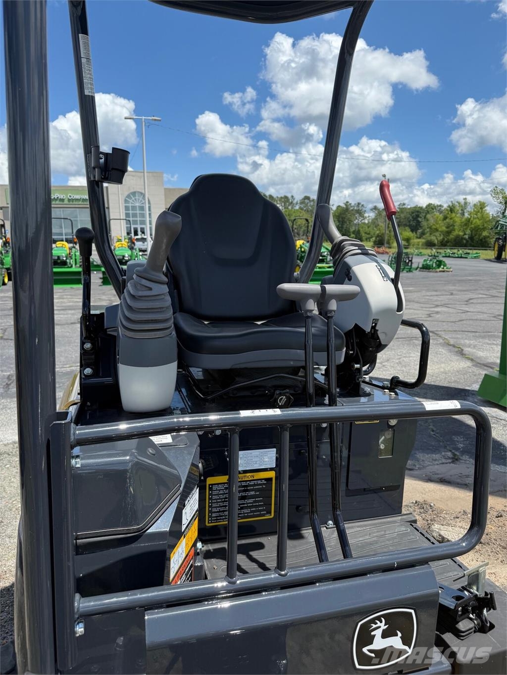 John Deere 17 P Minigravere <7t