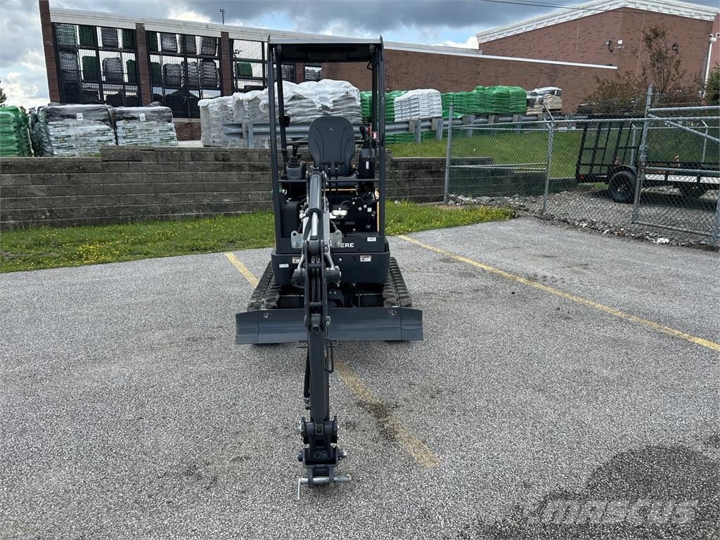 John Deere 17 P Minibagger < 7t