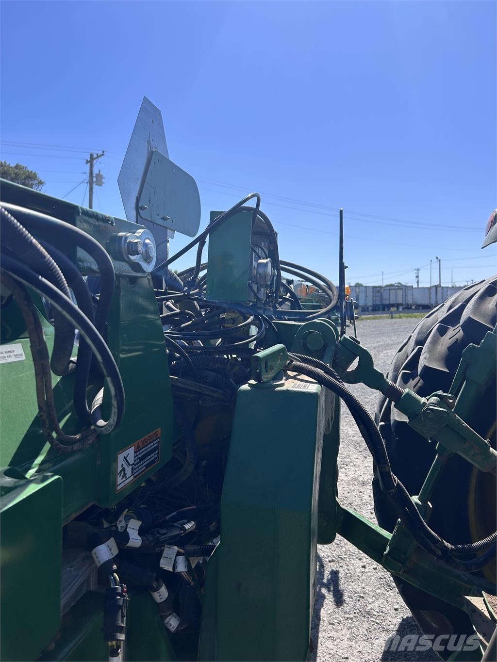 John Deere 1725 Sadiace stroje