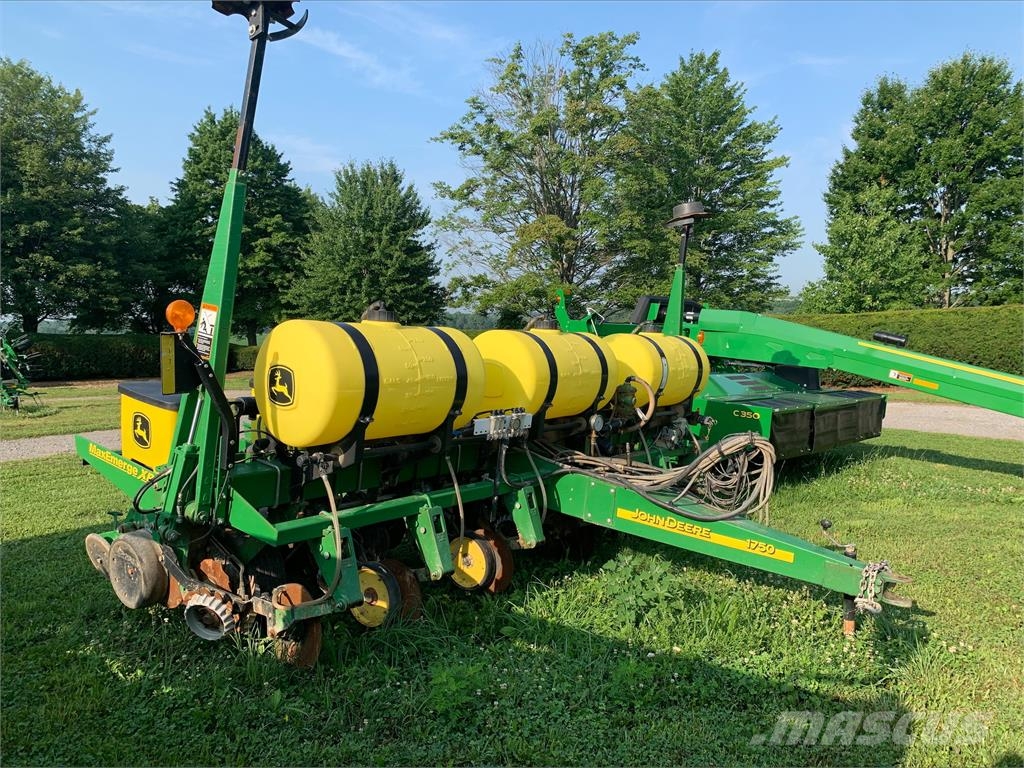 John Deere 1750 Sadiace stroje