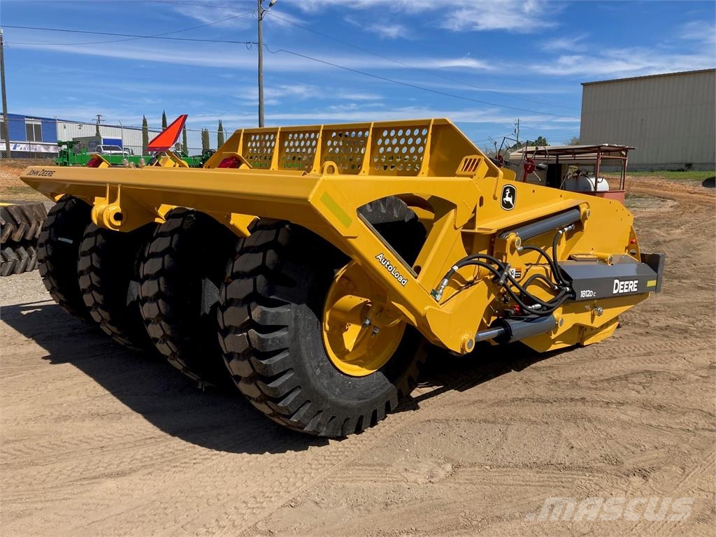 John Deere 1812DC Traktoriai
