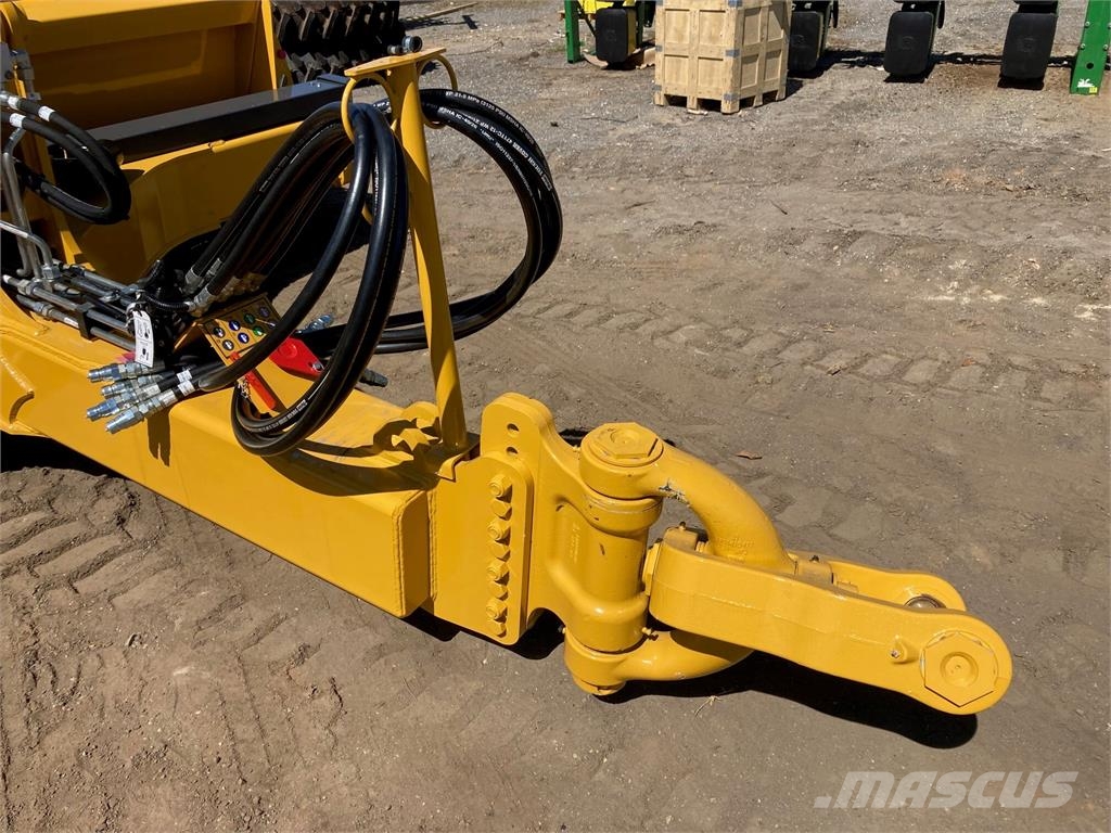 John Deere 1812DC Traktoriai