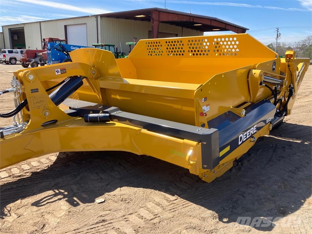 John Deere 1812DC Traktoriai