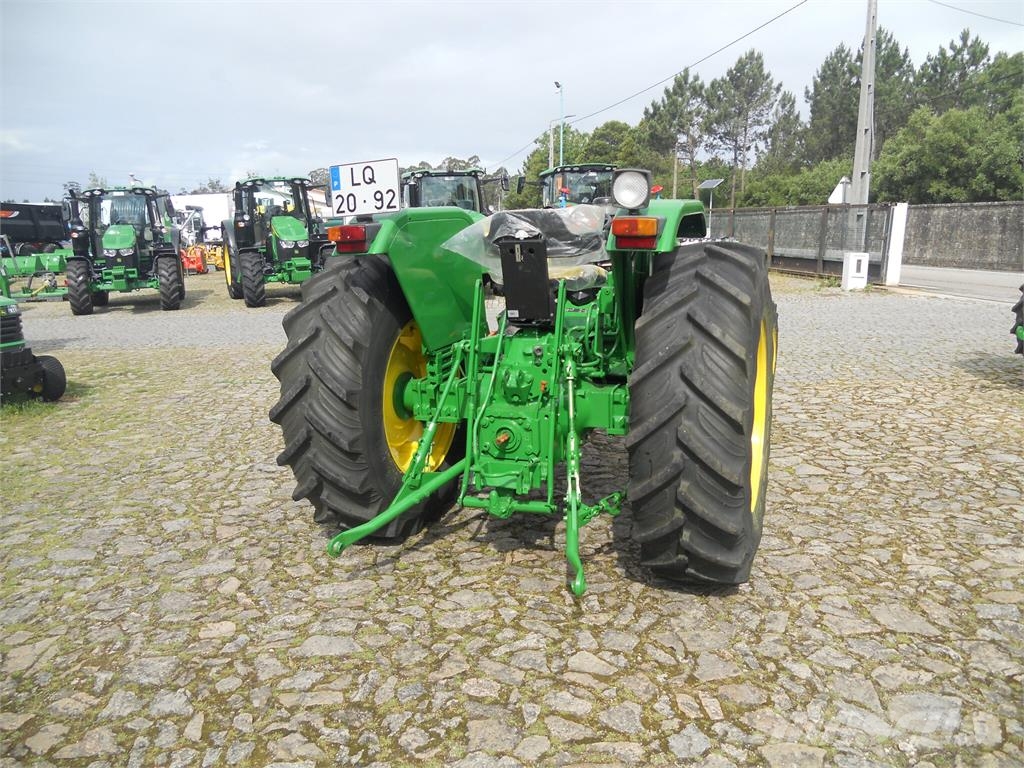 John Deere 1850 Трактора