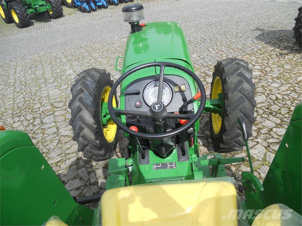 John Deere 1850 Трактора