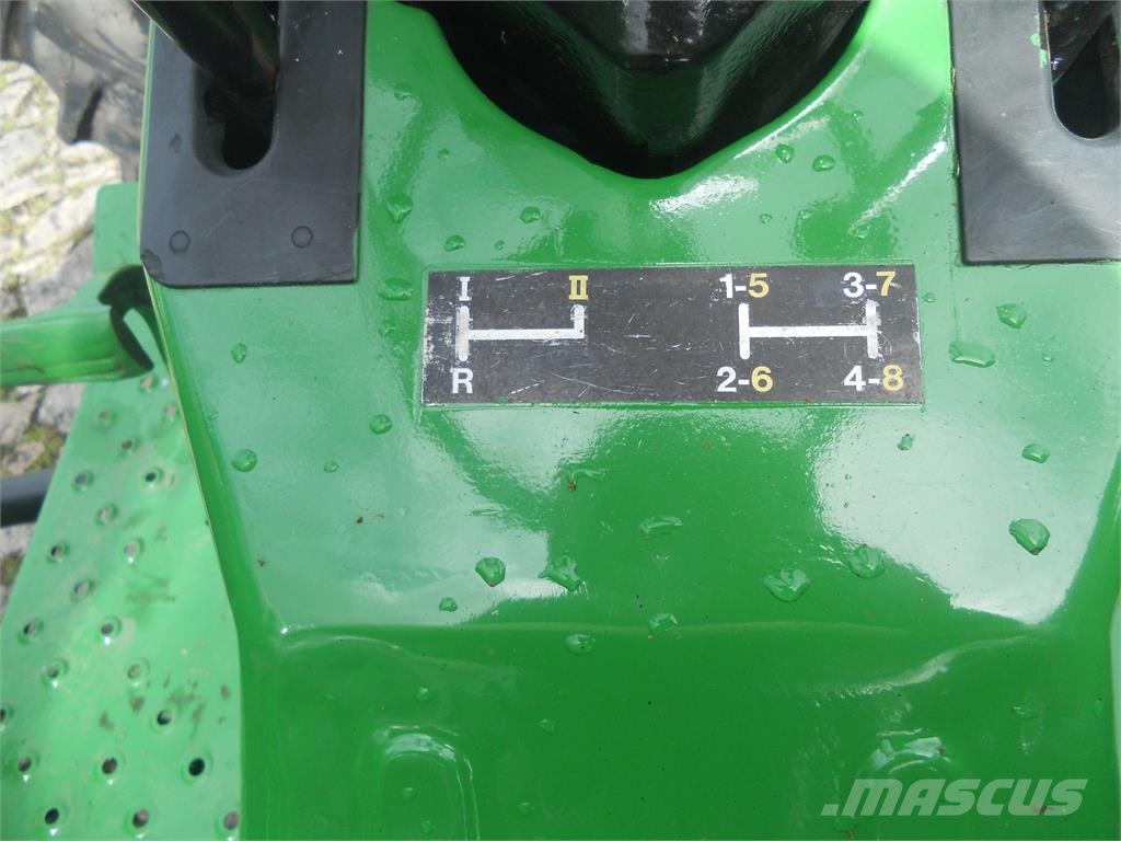 John Deere 1850 Трактора
