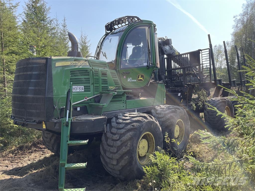John Deere 1910G Lassbærere