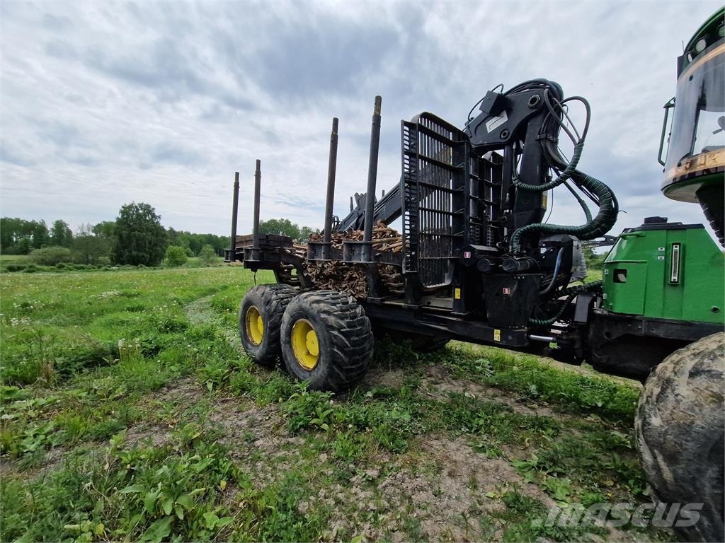 John Deere 1910G Forwarder