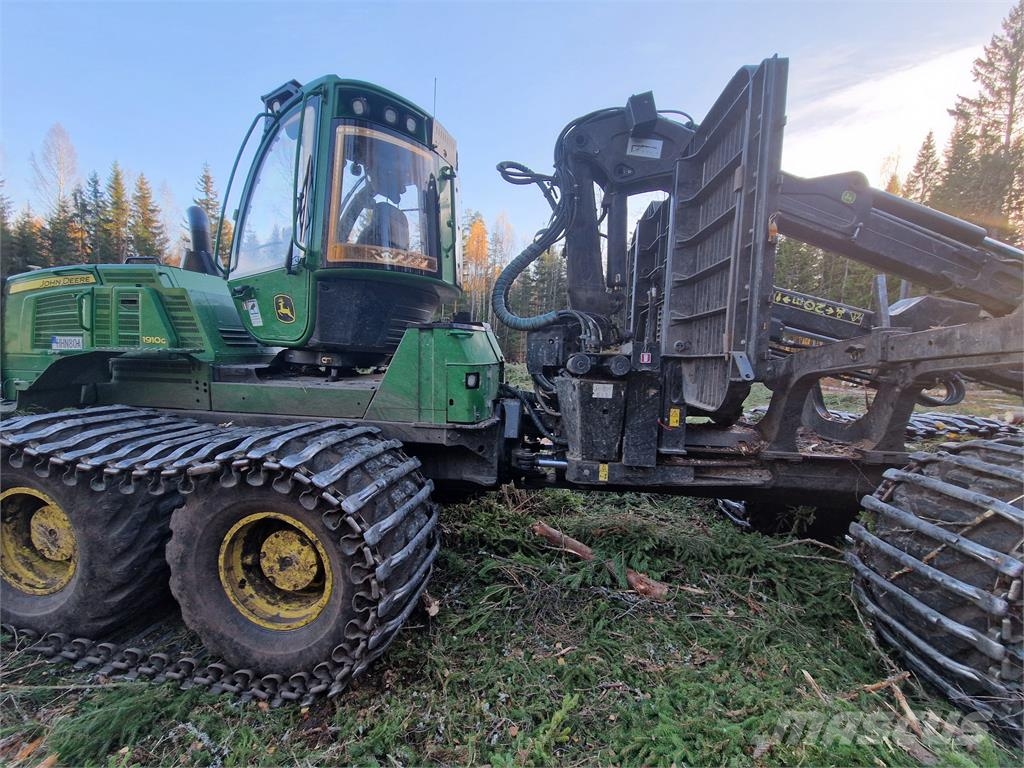 John Deere 1910G Forvarderi