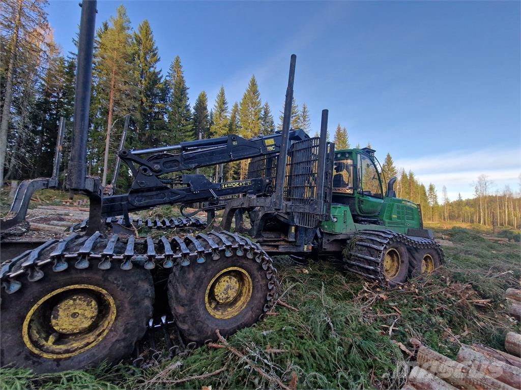 John Deere 1910G Forvarderi
