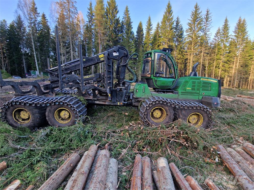 John Deere 1910G Forvarderi