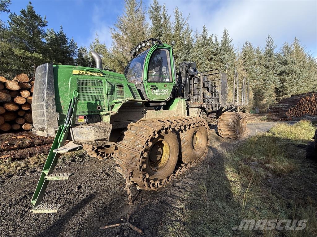 John Deere 1910G Форвардери