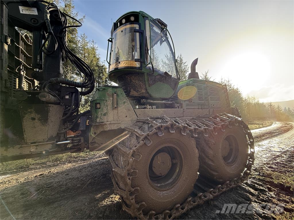 John Deere 1910G Форвардери