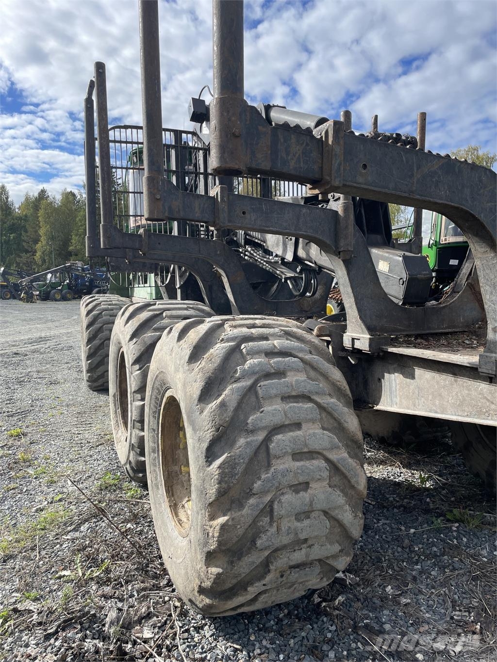 John Deere 1910G 集運機