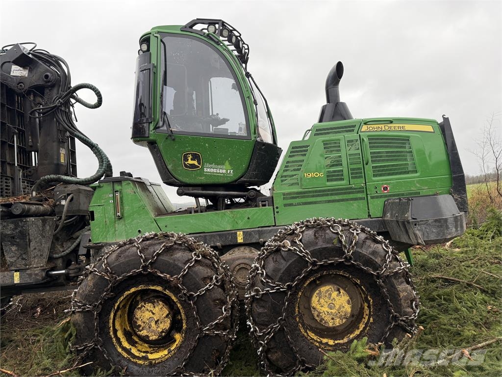 John Deere 1910G شاحنات