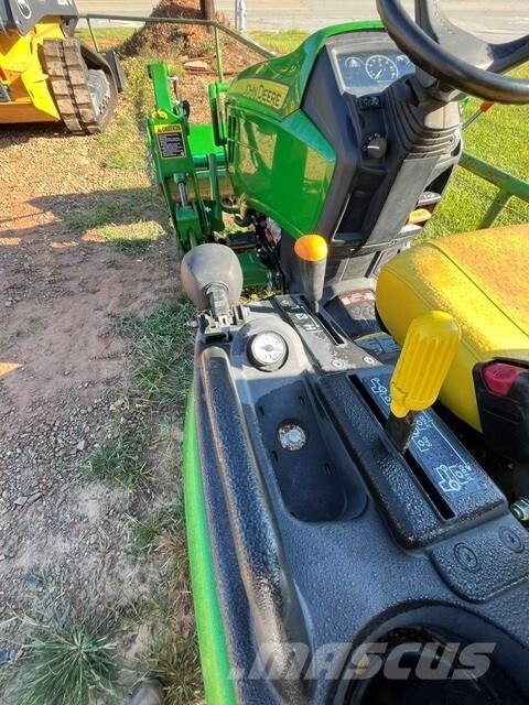 John Deere 2025R Kompakte traktorer