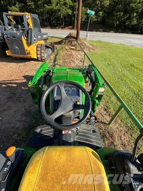 John Deere 2025R Kompakte traktorer
