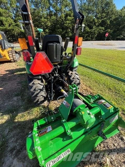 John Deere 2025R Kompakte traktorer