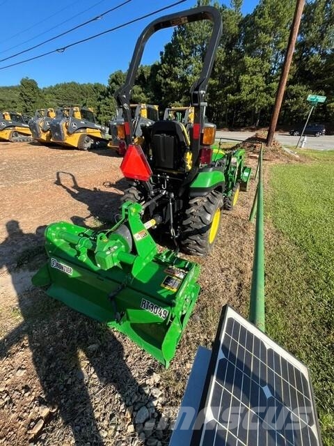 John Deere 2025R Kompakte traktorer
