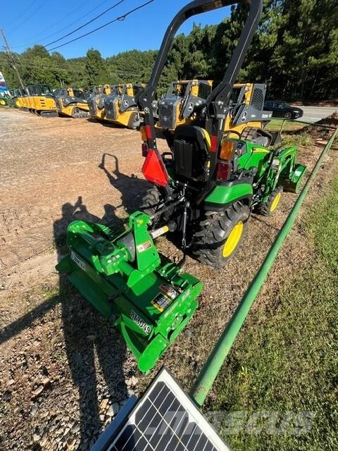 John Deere 2025R Kompakte traktorer